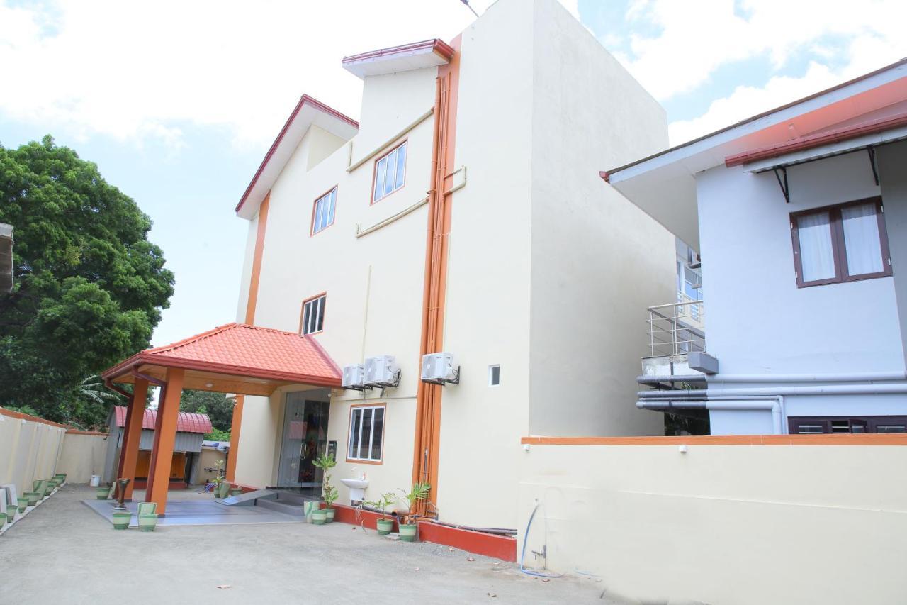 Hotel Cedar Jaffna Exterior photo