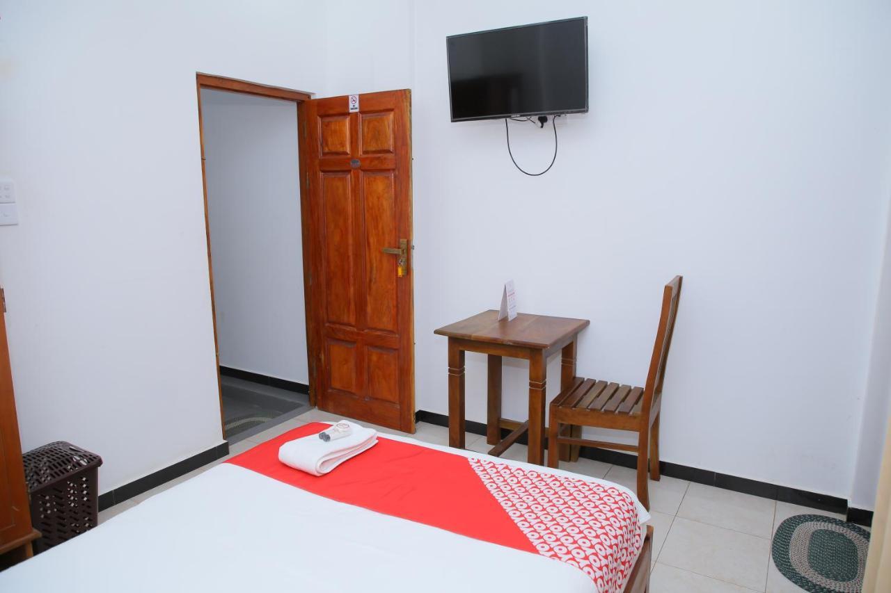 Hotel Cedar Jaffna Exterior photo